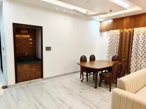 Home in Udaipur - Luxurious 2400 sq ft Apartment - Image 5