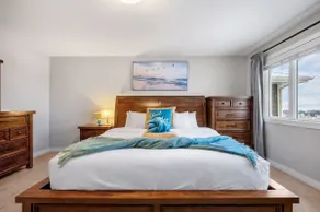 Spacious Calgary Home | Movie Room + Free Parking - Image 5