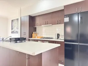 6 Bedroom Corporate and Group Accommodation Penrith Sleeps 12 Flexible Stay - Image 3