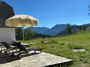 The American Mid-Century Design Chalet - Image 4
