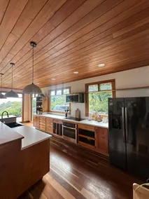 Farm house, private trails and ocean view - Image 5