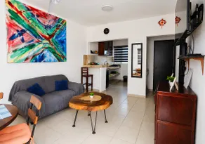 Family home for rest in a central area - Image 2