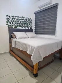 Family home for rest in a central area - Image 5