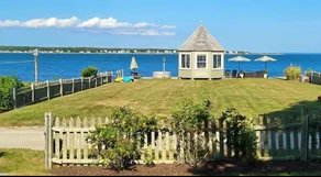 Ocean view/access with Gazebo & hot tub on water - Image 2