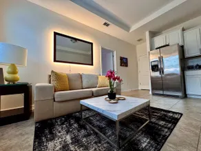 Luxurious Apartment in Orlando - Image 2
