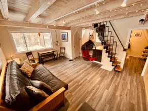 The Triangle House: Cozy A-Frame near Moose Pond - Image 3