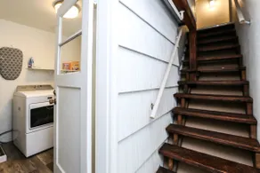 3 BR home in the heart of it all - Image 5