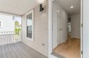 Beautiful 3 bed condo w garage - Image 3