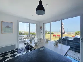 Maisons de Familles beachfront villa - Image 3