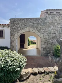 Entire apartment with swimming pool, a short walk from the sea - Image 2