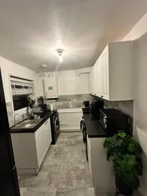 Cozy two bedroom house - Image 4