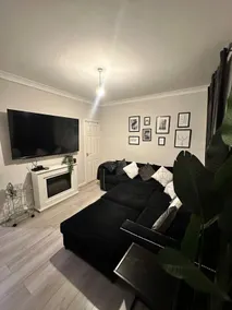 Cozy two bedroom house - Image 2