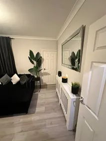 Cozy two bedroom house - Image 5
