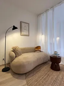 Japandi Pearl Designed Studio,Parking ,Aircon, O2 - Image 3