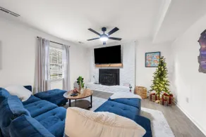 HOT TUB/Dog & Family/Near Pickleball/Heated Pool - Image 4
