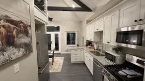 Liz's Luxury House! Gorgeous, Upscale House FW 2/1 - Image 5