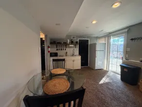 Cozy Apartment Outside Historic Old New Castle - Image 5