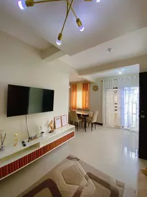 Modern Luxe Home near Mediatrix Rob SM & Oldgroove - Image 2