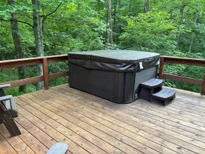 New Hot Tub - Diamond Creek Cabin Sleeps Up to 6 - Image 2