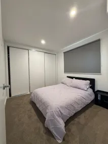 Modern Home Near City & Beach - Image 4