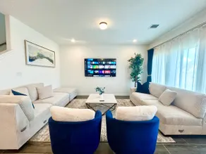 Relax in Style:Manor's Premier 5B-3.5B - Image 5