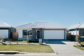 Elegant Retreat in Griffin: a stylish getaway - Image 2