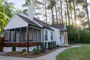 Pilot House in Downtown Raeford - Image 2
