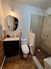 Downtown/WiFi/SmartTV/10 min to Poliforum/private/kitchen - Image 5