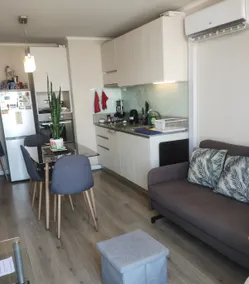 Elegant apartment, air-conditioning, near the terminal - Image 3