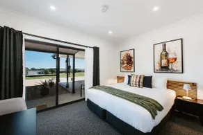 Mudgee House - Grand Serenity for Gather & Play - Image 5