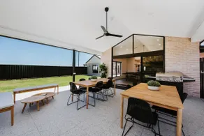 Mudgee House - Grand Serenity for Gather & Play - Image 3
