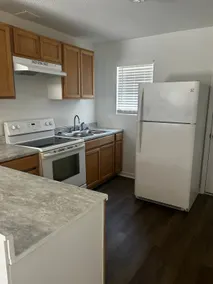 Minimalist 2BR | Superhost | Near Med Center - Image 2