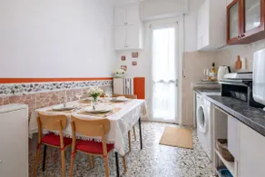 Milan Apartment 2 bedrooms [10 min Duomo Centrale] - Image 2