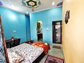 FREE Breakfast+ WIFI - Studio apartment near AIIMS - Image 3