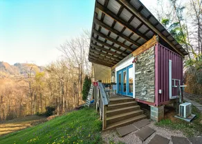 Southern Cross: Cozy Retreat · National Forest - Image 2