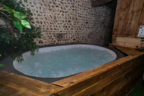 Festive house in Normandy · Jacuzzi · 1 hr 45 min from Paris - Image 2