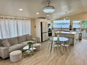 Waterfront Home in Bodega Bay! 3Beds, 2Baths & panoramic ocean views - Image 3