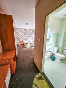 Hotel Iceberg Borovets - Image 3
