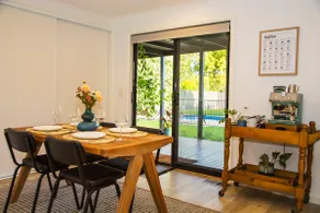 Tocumwal’s Little Gem - Cosy & Outdoor Dining! - Image 5