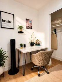 Cozy Private Suite • Self Check-In • Full Bath - Image 5
