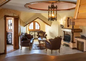 Royal Casa - Image 4
