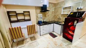 Luxury Xanadu studio 533 near airport & CC2 mall - Image 3