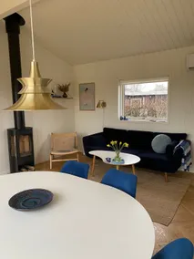 Newly renovated cottage with outdoor hot tub and sauna - Image 4