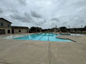 Lakeside Katy Retreat Home! - Image 5