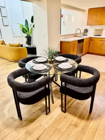 Luxe Loft w/ Gym Near NYC, MetLife, EWR - Image 4