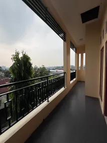 Omah Emyr Homestay Semarang Sendangmulyo - Image 2