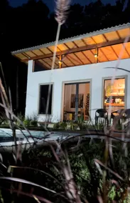 Exclusive Retreat with Pool and Stunning View - Image 2