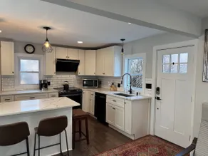 Very nice home close to Boston - Image 3