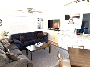 Comfy Entire 3BR w/ Yard/Workspace/ Fitness perks! - Image 3