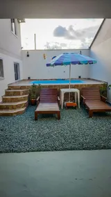 Beach house with pool - Image 5
